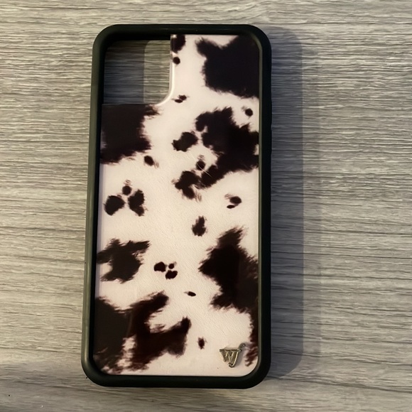 Wildflower Iphone 11 Pro Max case - Picture 2 of 3
